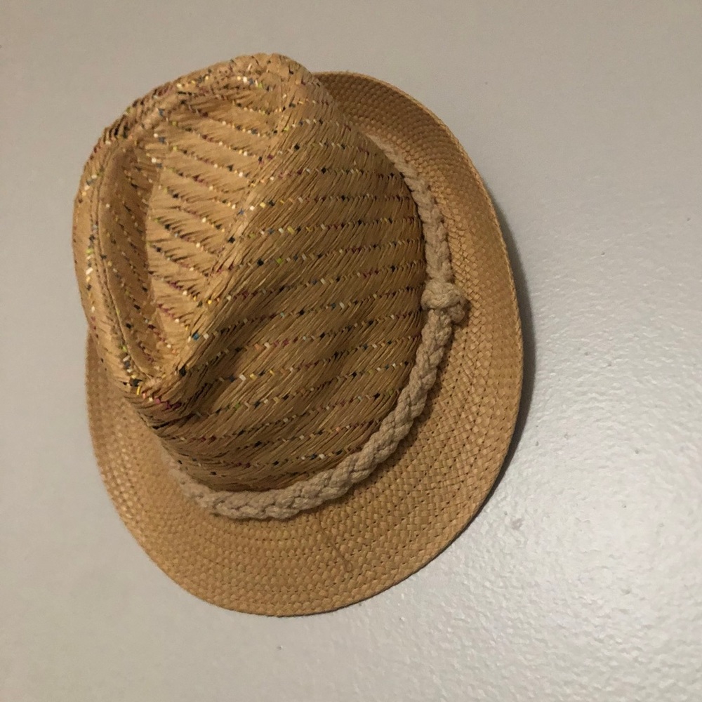 straw hat - Picture 3 of 6